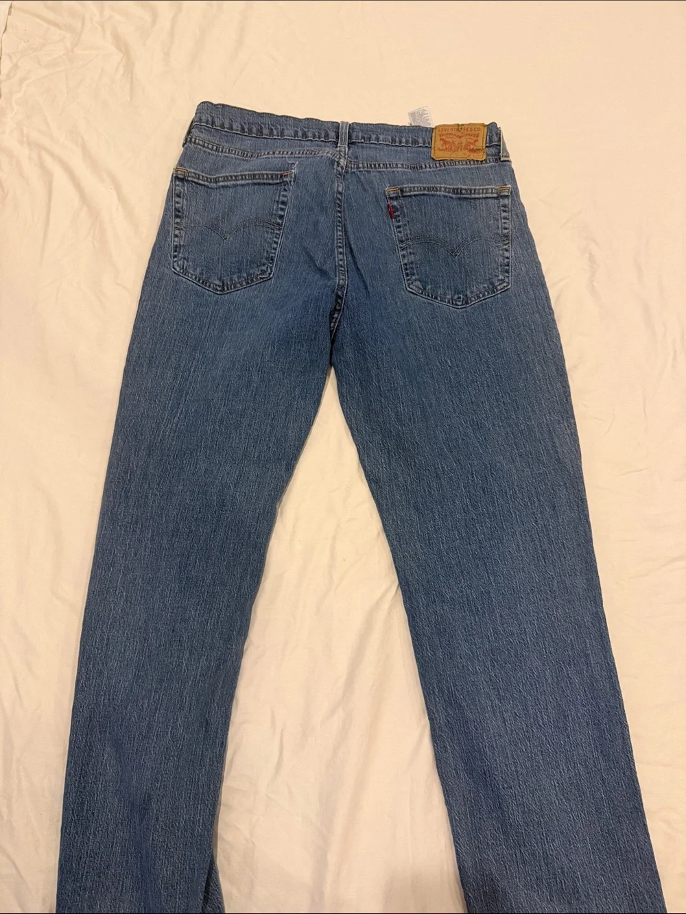Levi's Men's Medium Blue Straight Jeans